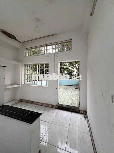 Cho Thuê Nhà Đường Lê Hồng Phong, Quận 10 ( 4x12m - 3 Lầu, 4WC )