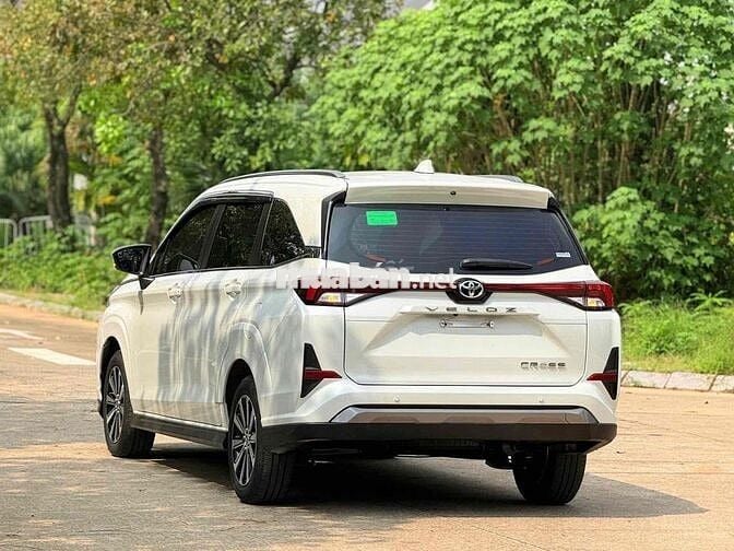 Toyota Veloz Cross 2024 - 25000 km