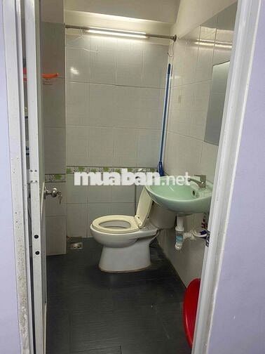 phòng 14m2 3tr ở được 2 người , giờ giấc tự do