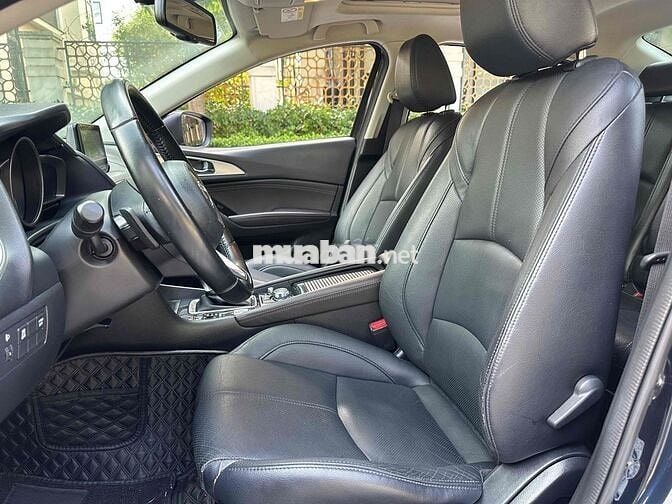 Mazda 3 2018 1.5 AT Sedan - 80000 km Xanh Đen