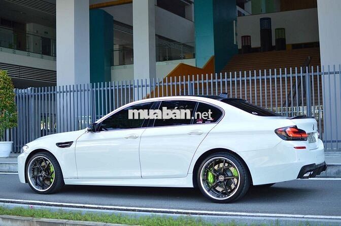 BMW 5 Series 2015 đồ chơi khủng hn 200