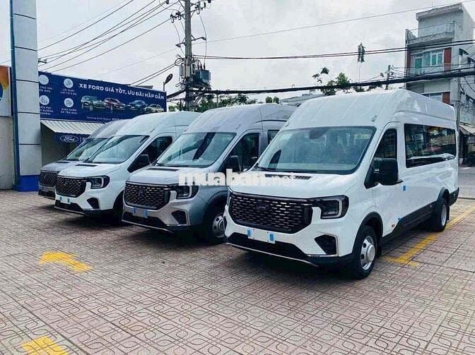 Ford Transit 2025 Premium+