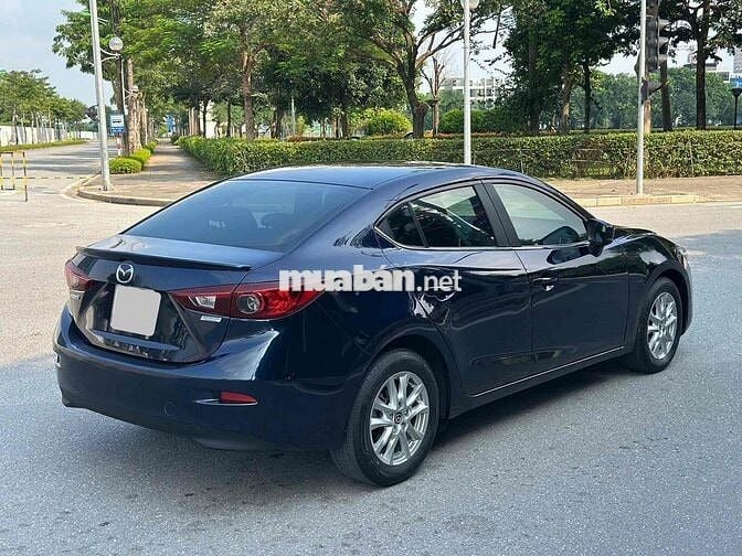 Mazda 3 2018 1.5 AT Sedan - 80000 km Xanh Đen