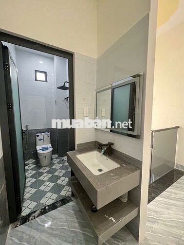 Nhà sắp bàn giao. Đường Ngô Chí Quốc 1 trệt 2 lầu