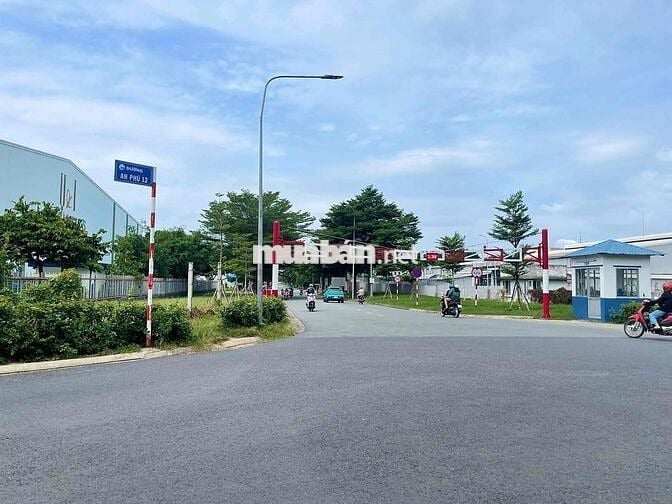 NHÀ KHU PHỐ 2 - PHƯỜNG AN PHÚ - TP THUẬN AN (BD cũ) - TP HCM mới - 3 T