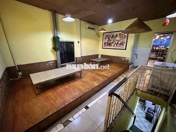 Sang mặt bằng kinh doanh tốt -còn thương lượng