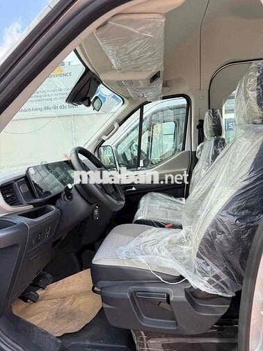 Ford Transit 2025 Premium+