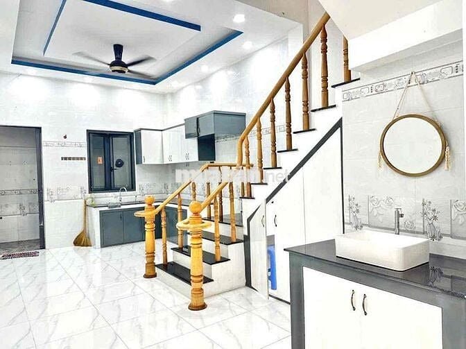 NHÀ 3 PHÒNG MẶT TIỀN ĐƯỜNG SỐ KHU TÊN LỬA