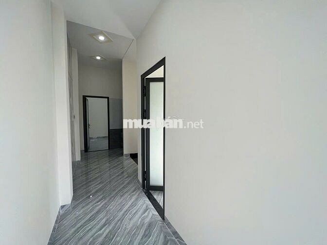 Nhà sắp bàn giao. Đường Ngô Chí Quốc 1 trệt 2 lầu