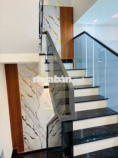 Nhà sắp bàn giao. Đường Ngô Chí Quốc 1 trệt 2 lầu