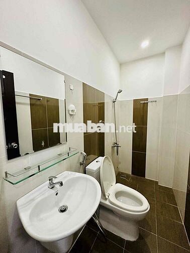 🏠Cho thuê 2 phòng ngủ THÀNH THÁI Q10 rộng thoáng thang máy giá 10tr5
