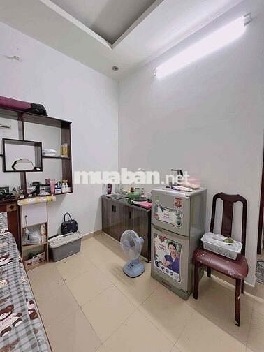 CHO THUÊ PHÒNG TRỌ CÓ CỬA SỔ THOÁNG ĐẦY ĐỦ NỘI THẤT NGAY LÊ ĐẠI HÀNH