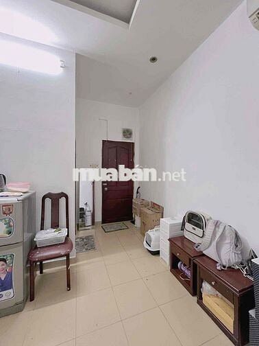 CHO THUÊ PHÒNG TRỌ CÓ CỬA SỔ THOÁNG ĐẦY ĐỦ NỘI THẤT NGAY LÊ ĐẠI HÀNH