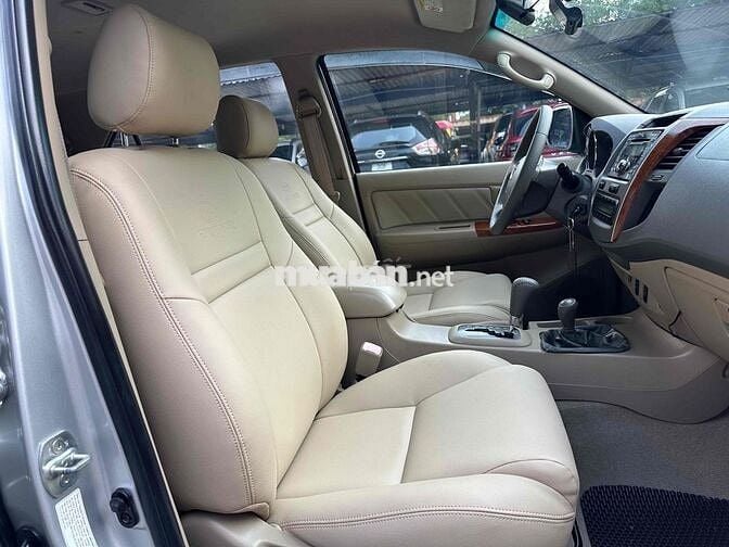 Toyota Fortuner 2010 2.7V 4x4 AT - 150000 km 1 Chủ
