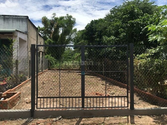 Đất đường nguyễn Văn Linh  111m2