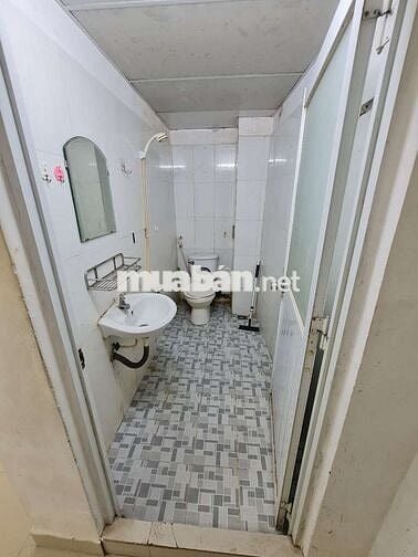 Phòng trọ 20m² cách ngã 3 Bình thới - Lạc Long Quân 200m
