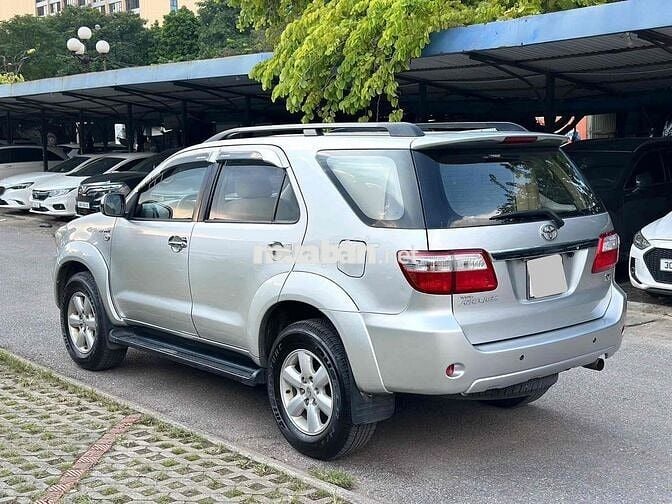 Toyota Fortuner 2010 2.7V 4x4 AT - 150000 km 1 Chủ