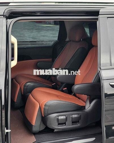 Kia Carnival 2023 Signature 2.2D - 33000 km