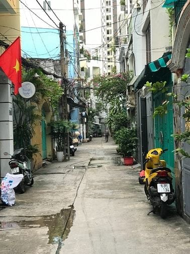 Bán nhà hẻm xe hơi Thành Thái phường 14 quận 10 DT:(9x16,4)m