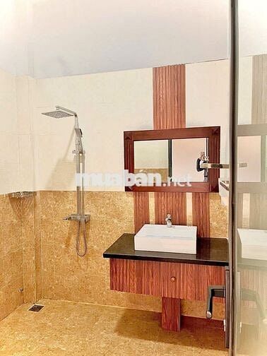 CĂN HỘ SÁT CẦU RỒNG, ĐƯỜNG NGÔ QUYỀN TRỐNG SẴN