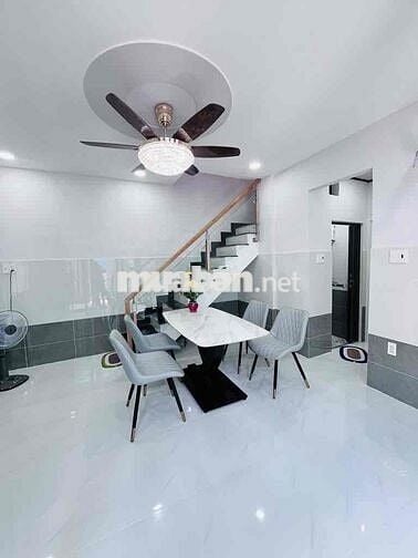 BÁN NHÀ VÀI BƯỚC CHÂN ĐẾN MẶT TIỀN HOÀI THANH QUẬN 8 952363