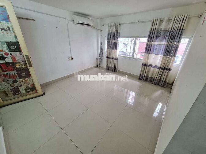 Phòng trọ 20m² cách ngã 3 Bình thới - Lạc Long Quân 200m