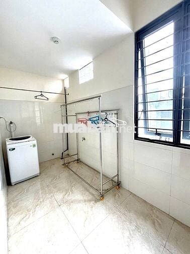 CĂN HỘ SÁT CẦU RỒNG, ĐƯỜNG NGÔ QUYỀN TRỐNG SẴN