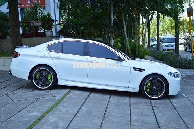 BMW 5 Series 2015 đồ chơi khủng hn 200
