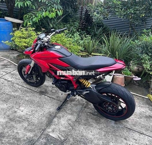 HyperMotard 821 2015 HQCN 133 triệu