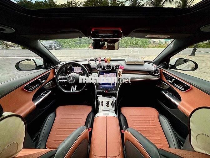 Mercedes Benz C 300AMG lăn bánh ***0 km