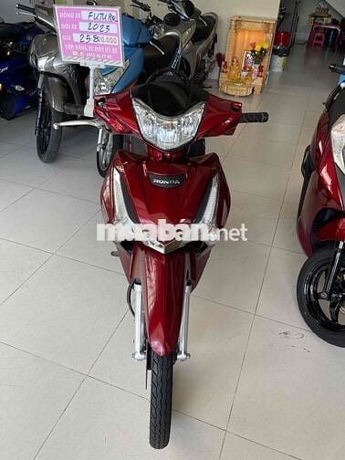 future 125cc . 2023 . máy zin im . áo đẹp ko trầy