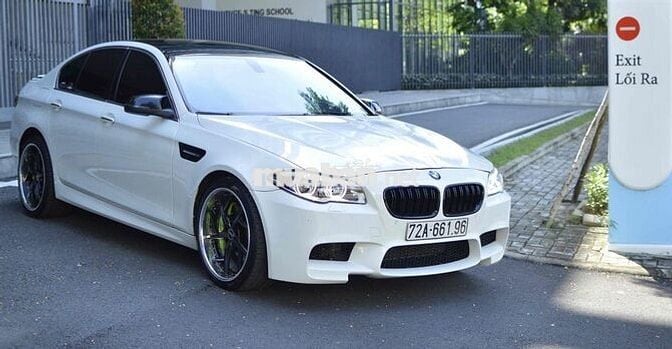 BMW 5 Series 2015 đồ chơi khủng hn 200