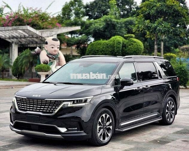 Kia Carnival 2023 Signature 2.2D - 33000 km