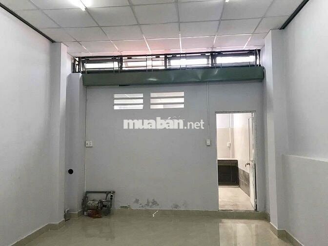Cho thuê nhà mặt tiền đường Tây Thạnh, cấp 4