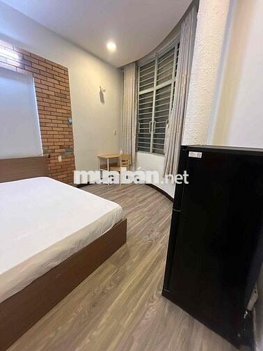 Phòng 28m2 Tân Định quận 1 – Full Tiện Nghi, cửa sổ lớn. Free xe