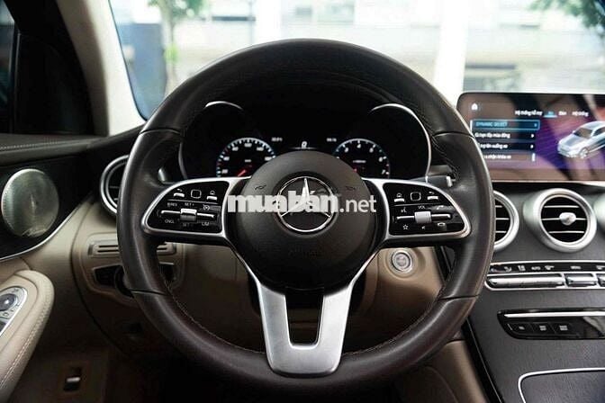LONG ANH AUTO về Mercedes GLC300 4Matic sx 2021