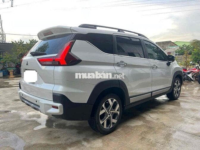Mitsubishi Xpander 2025 Cross 1.5 AT - 6000 km