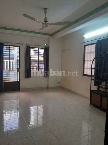Cho thuê nhà nguyên căn,1 phòng khách, 1 lửng, 3 lầu, 4 wc, có cửa hậu