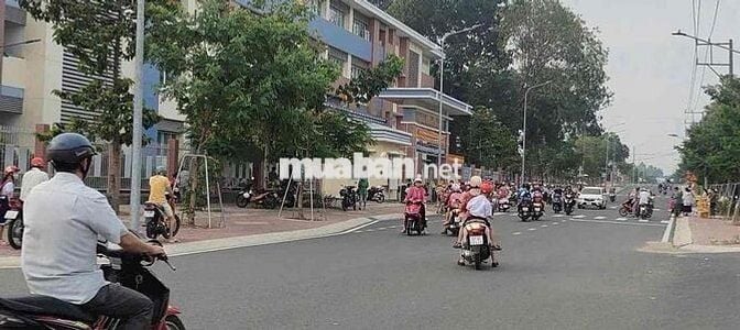 Đất mặt tiền Huỳnh Thị Chấu Hiệp An. nở hậu 6,6m buôn bán nhỏ ok