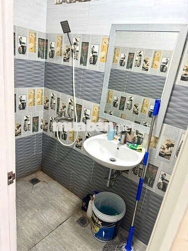 NHÀ 2 MẶT TIỀN KD (4,1m x 15m) ĐƯỜNG 100 BÌNH THỚI -HB Q11