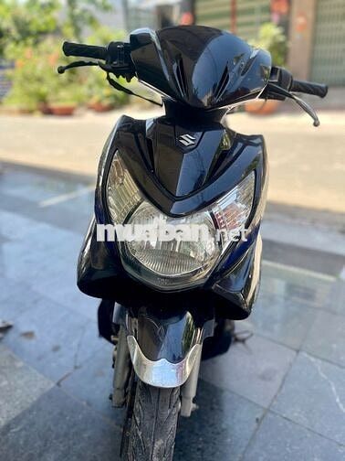 Xe máy Suzuki Hayate 124cc màu đen