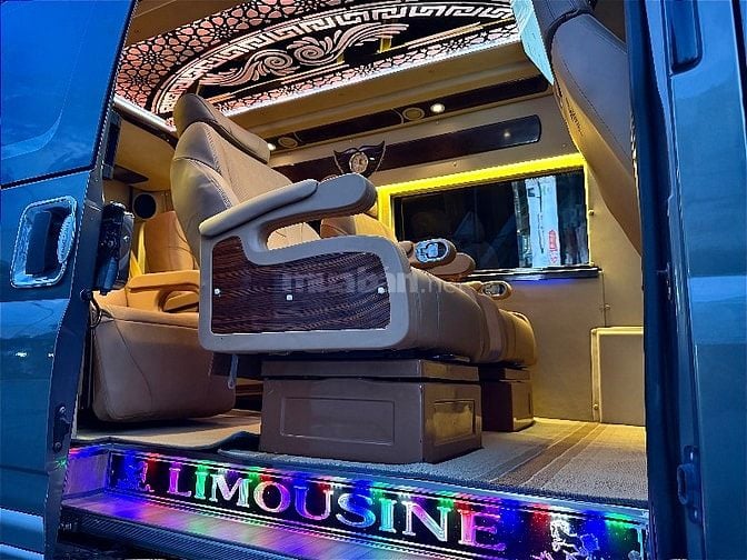 for transit sx : 2017 limousine 9 ghế 