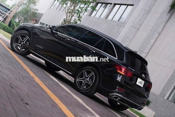 LONG ANH AUTO về Mercedes GLC300 4Matic sx 2021