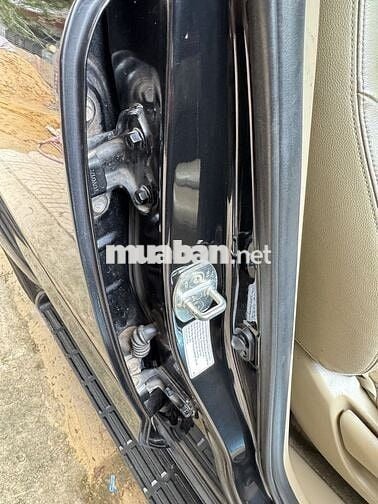 Toyota Fortuner 2015 2.7V 4x2 AT - Đen Sporty
