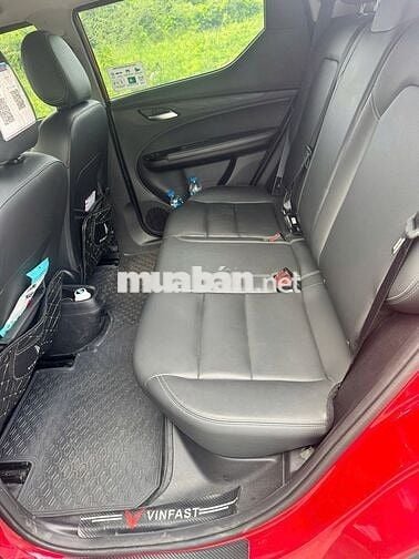 Vinfast VF5 Plus 2025 màu đỏ lướt