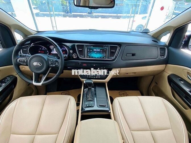 Kia Sedona 2018 2.2L DATH - 119000 km