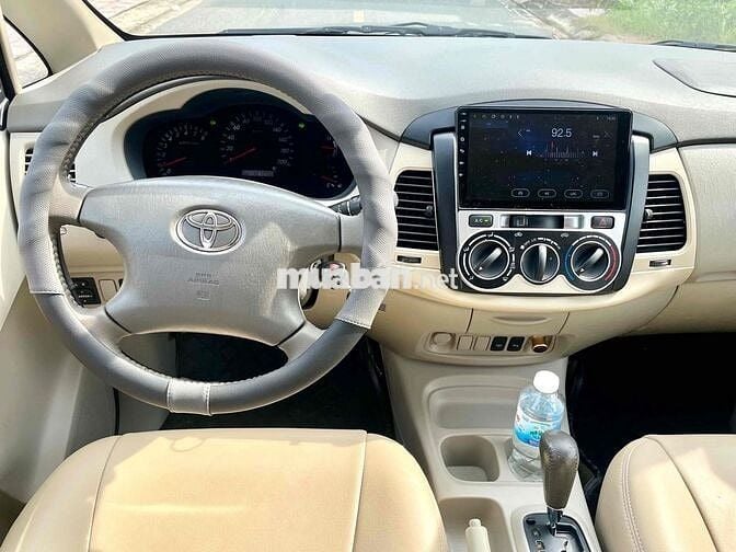 NHÀ BÁN INNOVA V AT (tự động) ĐỜI 2011 CƯC ZIN