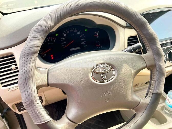 NHÀ BÁN INNOVA V AT (tự động) ĐỜI 2011 CƯC ZIN