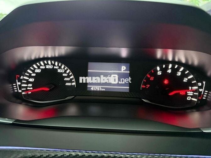 Peugeot 2008 2021 Active 1.2 AT - 41000 km