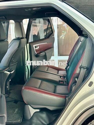 Toyota Fortuner 2024 Legender 2.4 AT 4x2 - 6700 km